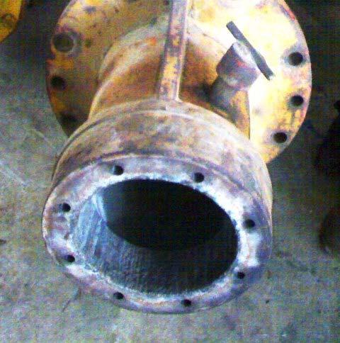 Cracked Gear box housing. Base material Cast Iron. Use Gold 110 to prepare (open) cracks for welding. Then use Gold 410 or 420 to repair/join cracks.