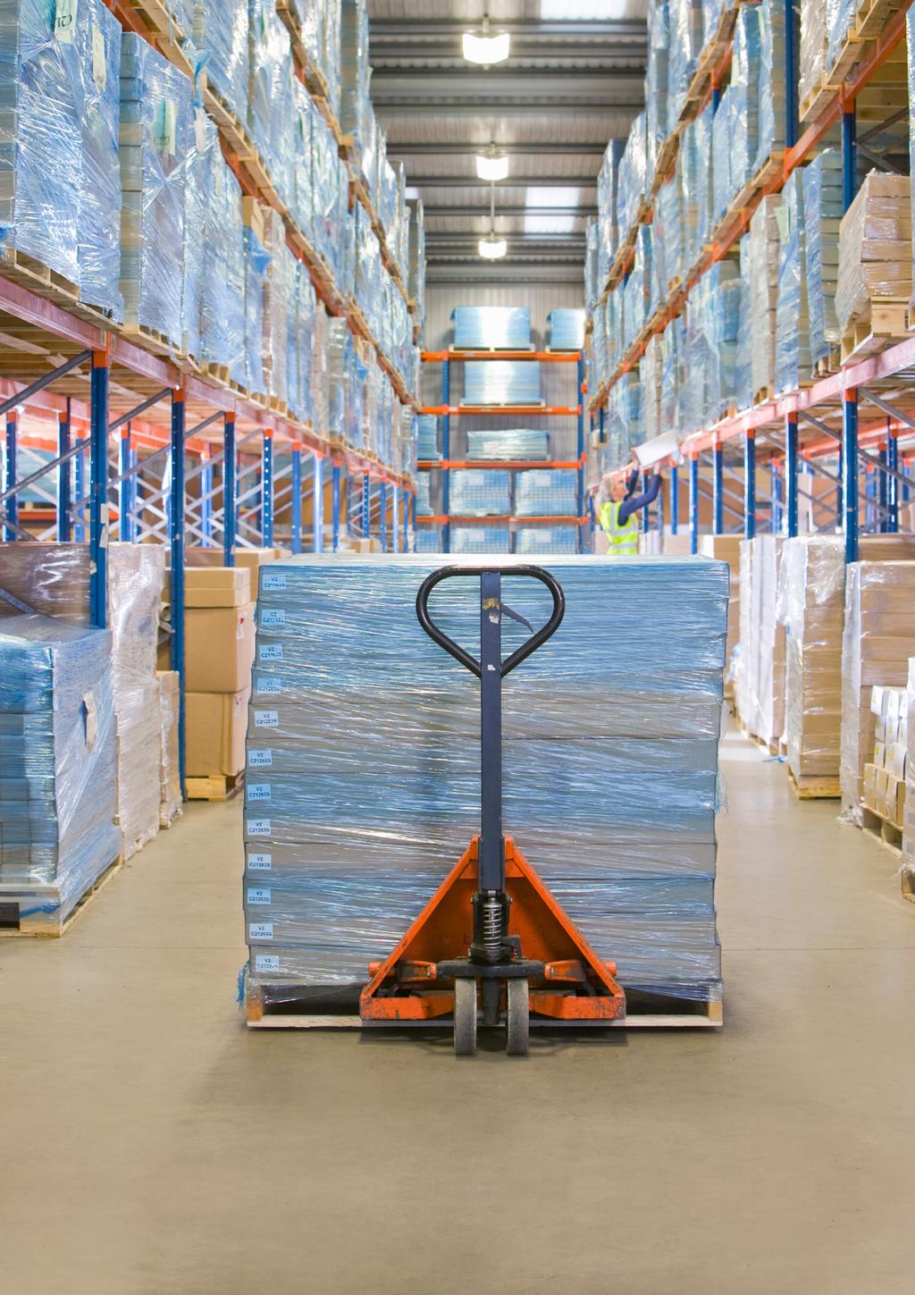 08 Case Study Case Study 09 Demand Forecasts for Distribution Centers Improve Product Availability dm runs two national distribution centers and six so-called volume distribution centers, supplying