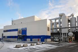 Sugar platform Borregaard biorefinery, Norway: developed from pulp mill, pretreatment = sulphite pulping (n.b. mechanical pulping as at Caledonian Paper does not facilitate conversion of cellulose to glucose).