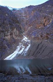 the same position in 2002. Cordillera Blanca, Peru. (Bryan and Mark Lynas). watersheds.