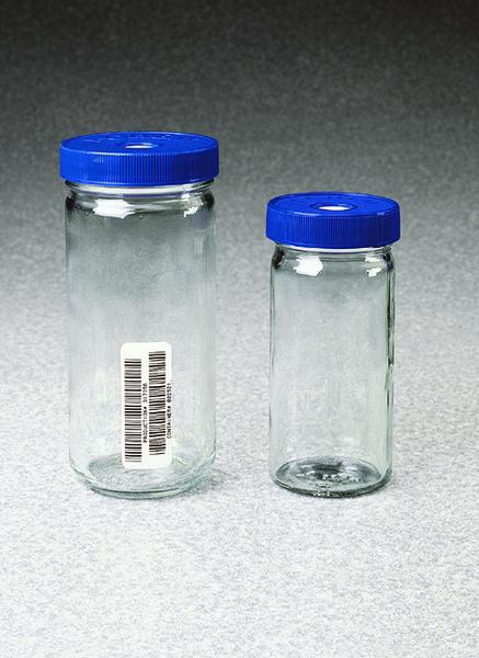 The I-Chem molded-in septa retainer ring holds the septa securely in place without bonding to the cap, so septa can be removed and replaced as needed.