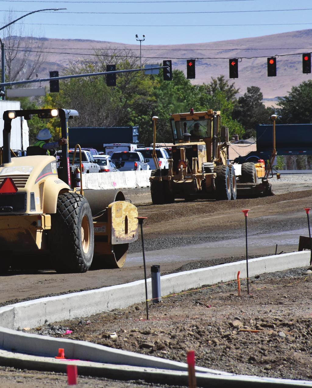 6 USING ITS TO REDUCE CAPITAL COSTS RTC implemented an ITS project to improve traffic operations on Plumb Lane, which eliminated the need for a $5 million intersection widening.