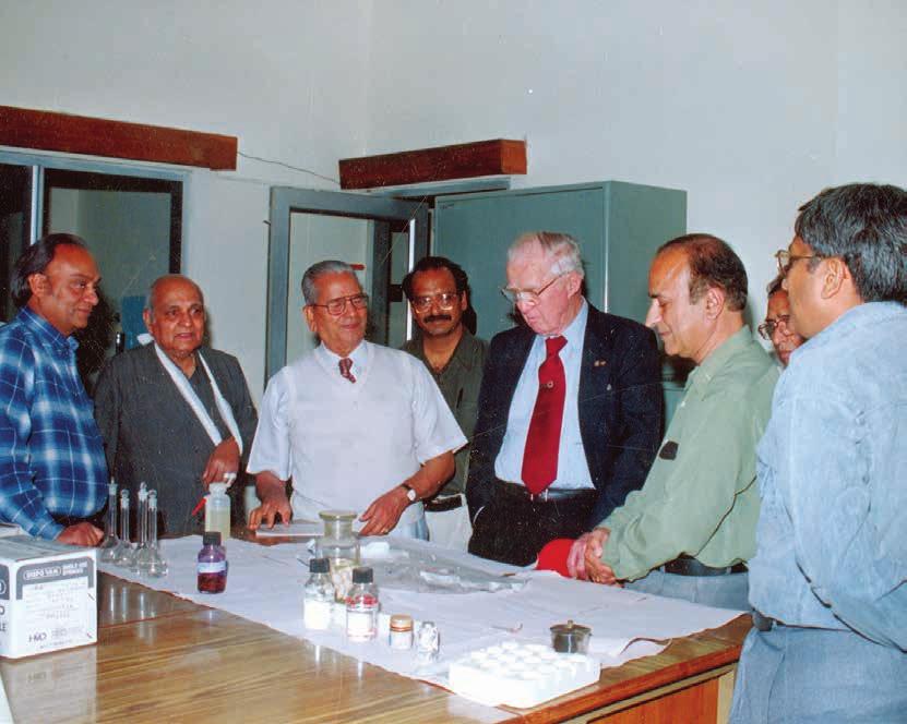 Institute attracted many distinguished visitors from different parts of the world.