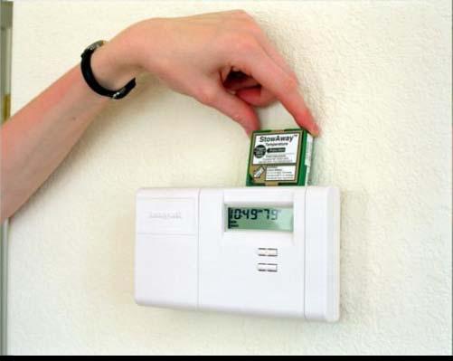 Watch Your Thermostat Set your thermostat at a comfortable setting between 65 and 70 degrees during the day and slightly lower at night.