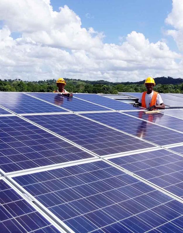 Solar Power Plant Replaces Fossil Fuels Project overview Country: Location: Dominican Republic Monte Plata Socio-economic benefit: Largest solar power