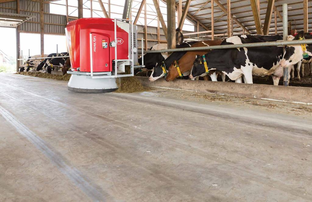 20 LELY VECTOR 21 Transporting the feed to the right location Opening and closing doors The climate is important for all