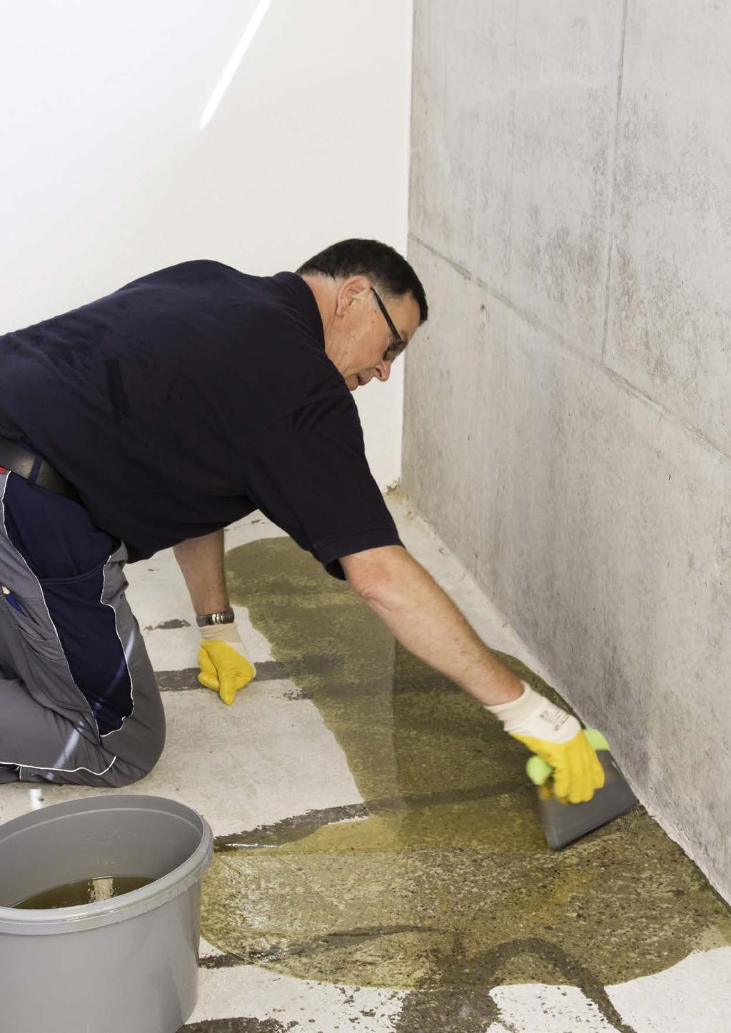 coat* Epoxy damp proof membrane for substrates with very high moisture content above 99% RH* ().