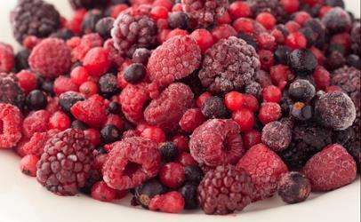Notable Produce Outbreaks EU 2013 Mixed berry products Hepatitis A 12 European countries At least 1,444 cases No