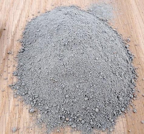 Benefits of Hypo sludge Environmental friendly Hypo sludge improves the setting of concrete due to presence of silica and magnesium. Hypo sludge is a light weight compare to conventional concrete.
