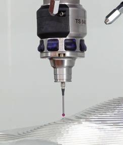 THE MACHINE CAN BE EQUIPPED WITH OPTICAL LINES WHICH CORRESPOND WITH THE LINEAR GUIDES, SIGNIFICANTLY