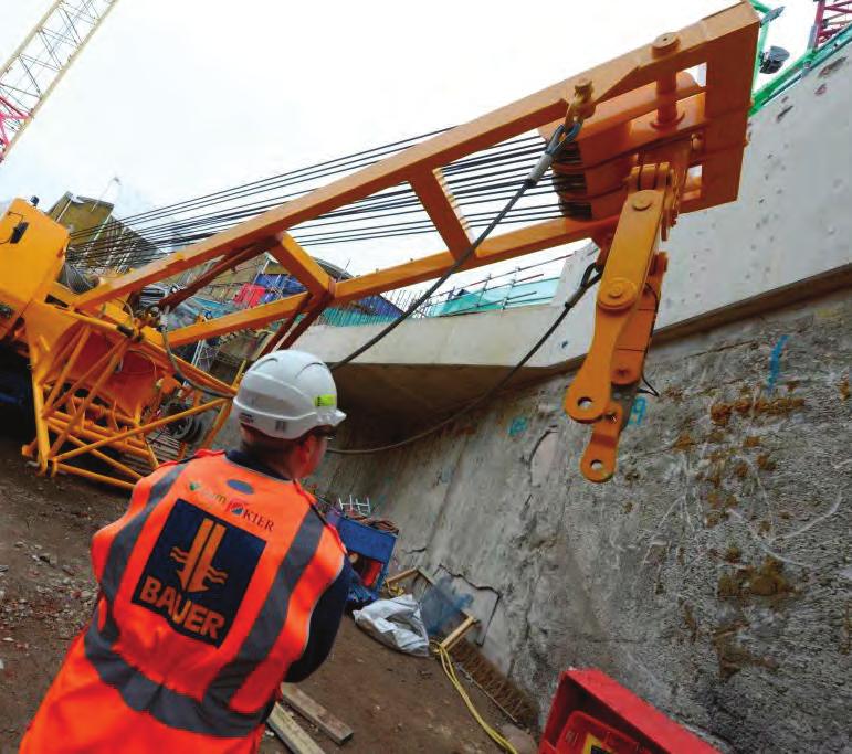 tight -month schedule. BAUER mobilised a number of rigs, including no. BG0s; no. BG8s and no. diaphragm wall grabs.
