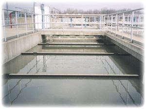 Rectangle Primary Clarifier Skimmer arms work the length of the pool.
