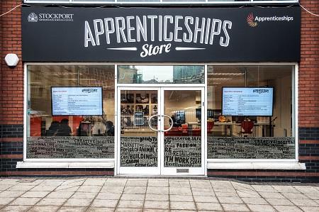If yu are still lking fr an apprenticeship psitin, make use f the service The Apprenticeships Stre ffers during the summer. They are based in Stckprt at Stckprt Exchange, near the swimming pl.