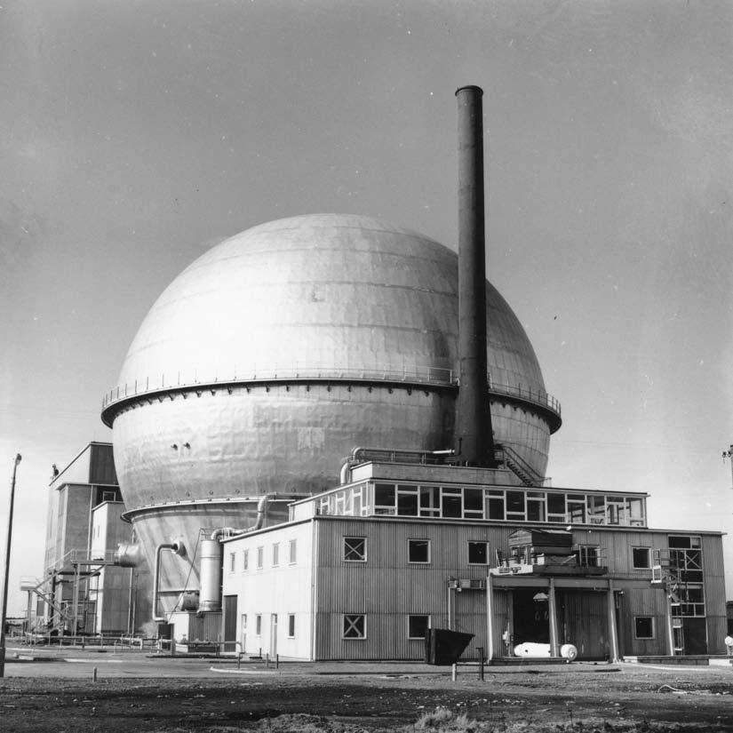 Windscale fire (UK) Great Britain's first foray into nuclear energy had been successful for several years before the Windscale fire occurred in 1957.