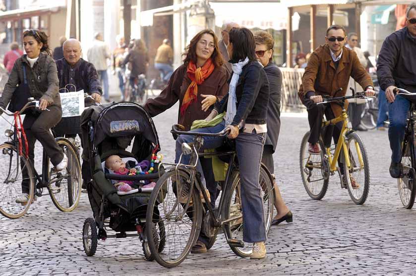 O8 P o l i c y A d v i C E n ot e s Promoting a new mobility culture in cities The CIVITAS Initiative is a European action that supports cities in the implementation of an integrated sustainable,