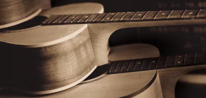 ADE ITH IESSE MATON AND BIESSE MAKE MUSIC TOGETHER With more than 1200 models of guitars made for thousands of professional musicians, Maton Guitars confirms its worldwide presence, becoming a truly