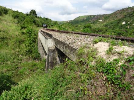 CANARAIL proceeded to evaluate the load capacity of all structures, bridges, and overpasses along the central rail network and determine the rehabilitation work required to accommodate rolling stock