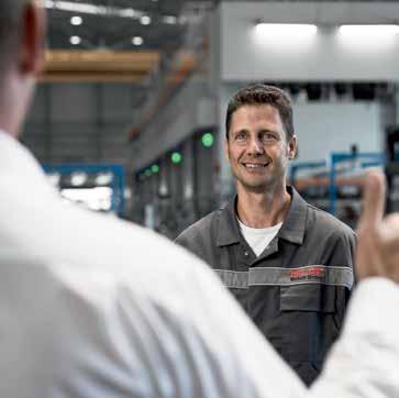 26 VarioFlow plus Rexroth Service Your key to higher productivity Maximum equipment availability and high efficiency throughout the entire lifecycle of your machines and plants: These are key factors