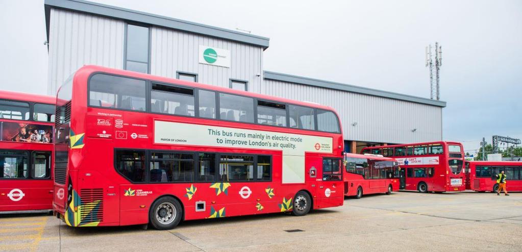 C L E A N E R B U S E S In September, the Mayor announced that routes 507 and 521 will exclusively run a 51-strong fleet of all-electric buses by the