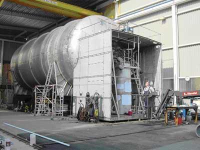 LNG PROPULSION EQUIPMENT LNG Tank Vacuum insulated Double skinned Type-C tank Stainless steel inner tank Integral cold box / tank room Contains master gas valve Vaporizer (heat exchanger)
