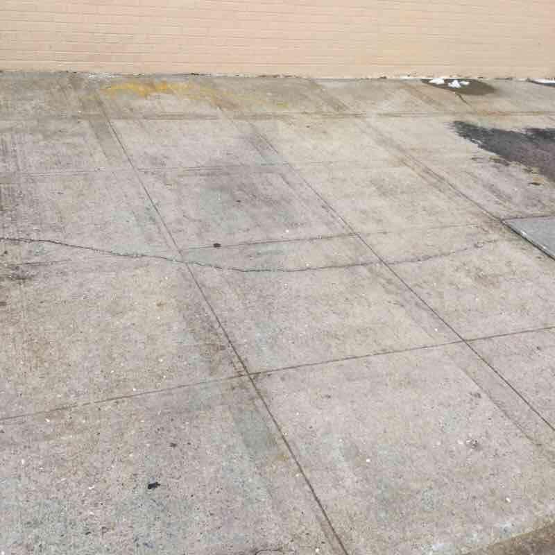 No Asphalt Concrete 3 - Fair CRACKS - MAJOR Location/Instance 89th Street Quantity 225 Photo1 89th
