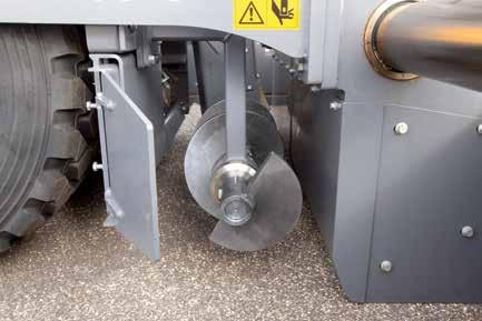 Furthermore, augers adjustable in height and folding limiting plates for the auger tunnel allow the paver to be moved on the job site without a need for conversion. This saves time and money.