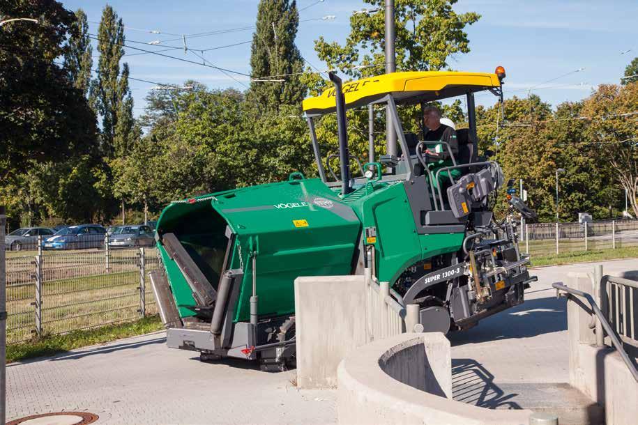 The Right Paver for Jobs in Tight Spaces AutoSet Basic Repositioning Function The AutoSet Basic