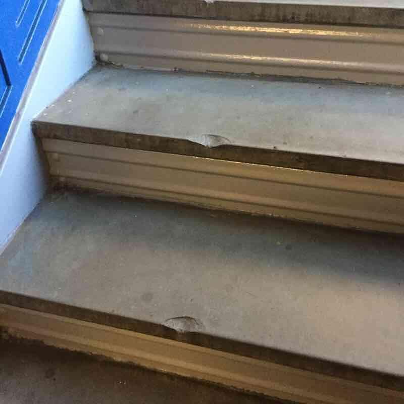 Location/Instance Stairs A/2, B/Bulkhead, C/2 Quantity 25 Photo1 Stair