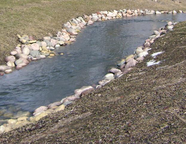 Following comprehensive removal of invasive species within the reach, CLS began construction to stabilize streambanks and reestablish channel elevations within the creek.