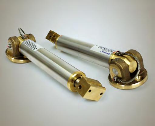 We offer Stainless Steel solutions for boats with a speed lower than 40 knots and Aluminium solutions for boats with a