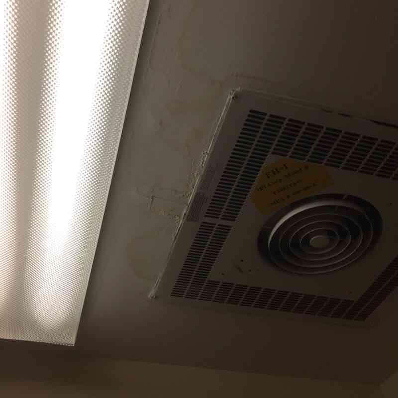 TOILET ROOMS - STAFF Ceiling Photo1 Building Assessment Survey 2017-2018 Room 403A Door(s) 5