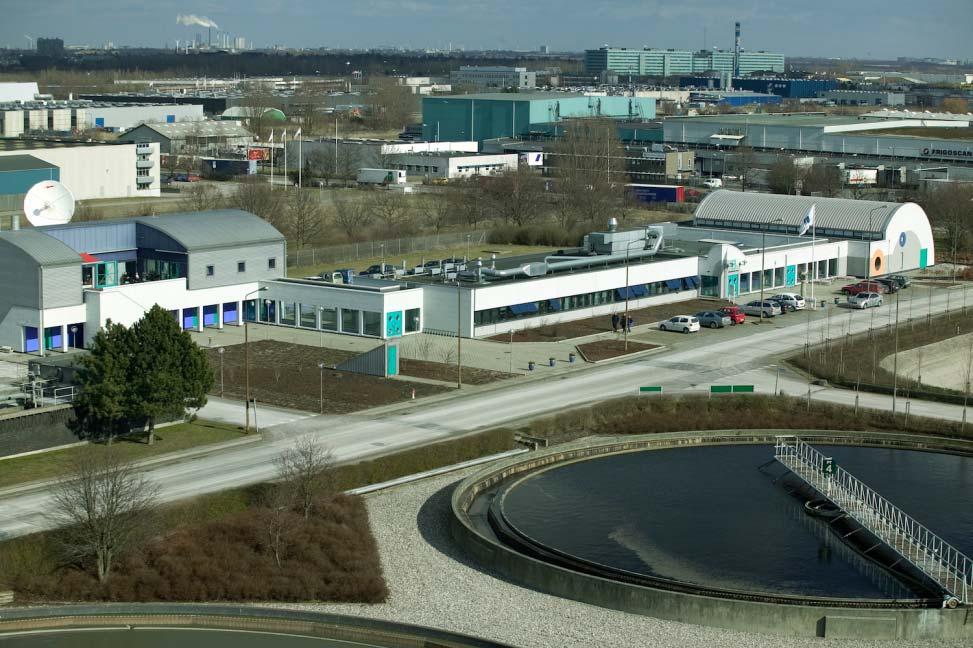 Examples of CO 2 as a Feedstock for Fuels Wastewater plants in Denmark are upgrading biogas to RNG Biological CO 2, normally stripped out of the biogas, is methanized with green hydrogen, from