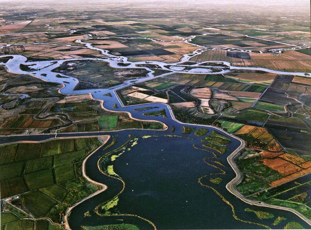 California WaterFix: Securing Water Supplies for California Enhances supply reliability and Delta ecosystem Supports Southern California s local resources