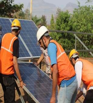 ACTIVITIES DURING RESIDENTIAL STAY Installation and Commissioning of 3kWp On-Grid at Palsunda village and 1kWp Off-Grid