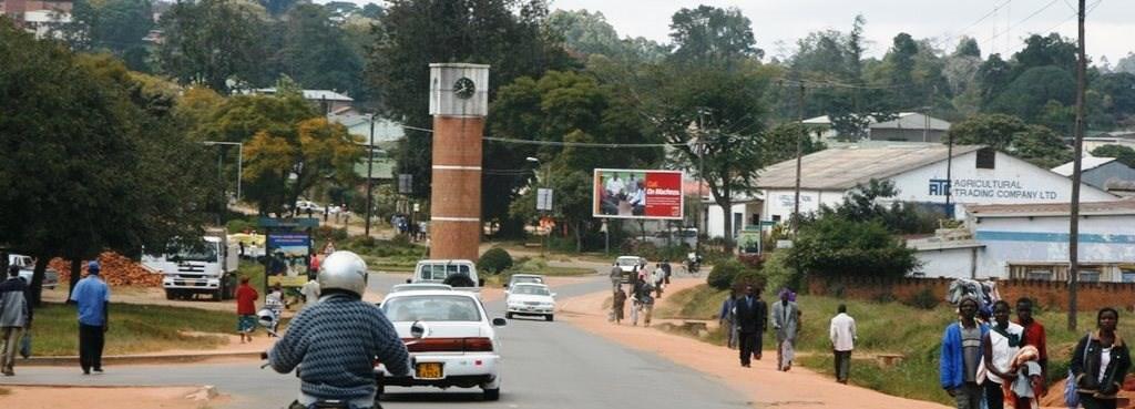 MZUZU Mzuzu is the fastest growing city in Malawi with an estimated population of 210 000 making it the third largest urban centre in Malawi
