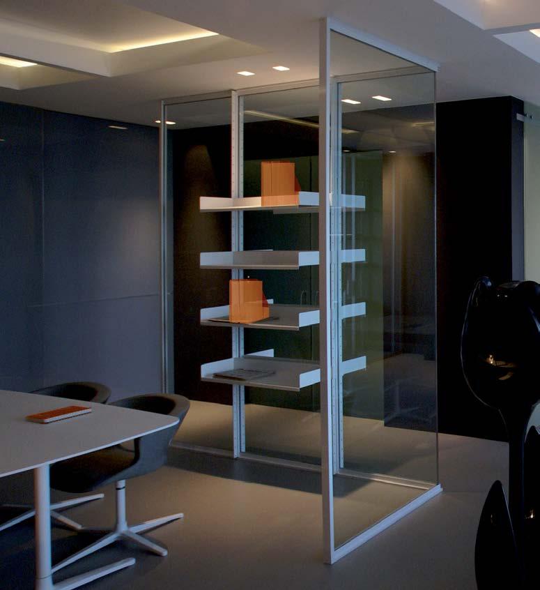 7 Accessories: glasspost Integrated mounting mullion to add accessories to Slim, Simple and Simple Double office fronts.