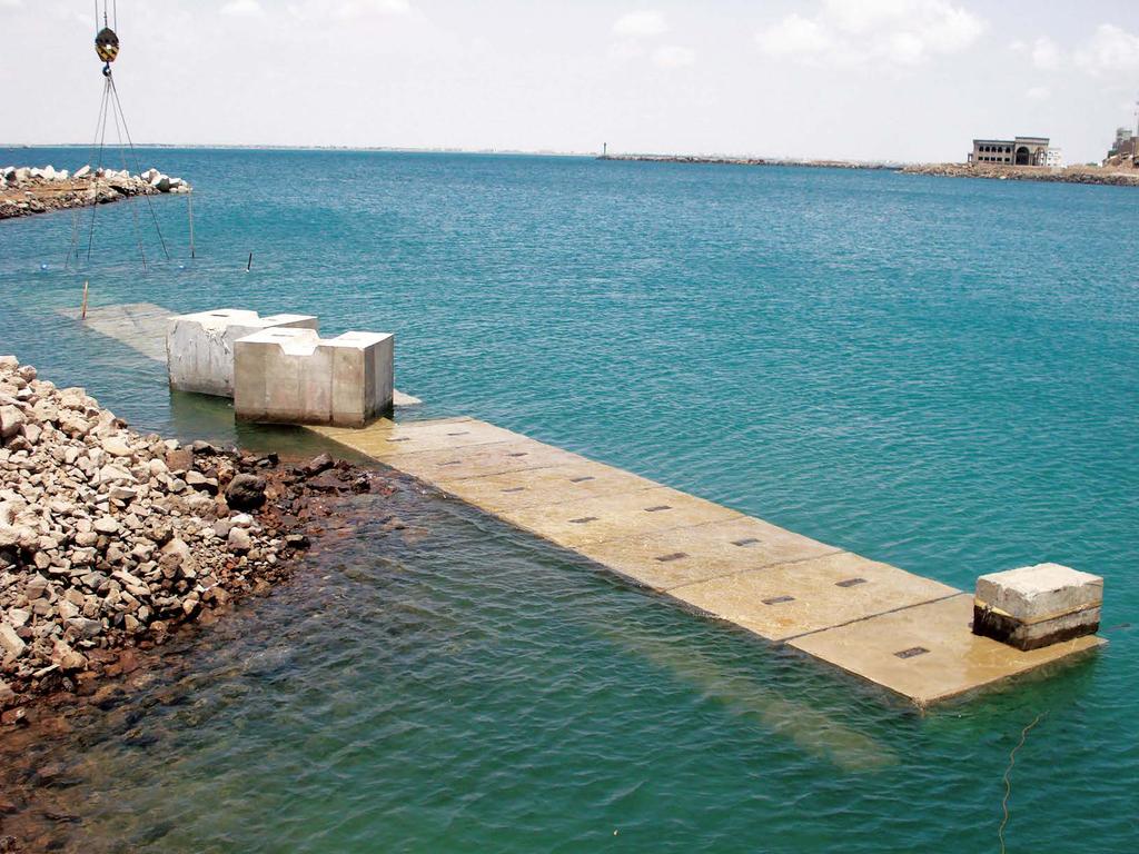 PRESIDENTIAL JETTY Client: Ministry of Construction Date of Start: 10th Jan 2007 Location: Aden Yemen Equipment