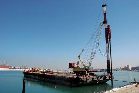Lifting and installation of the pile at pile driving equipment