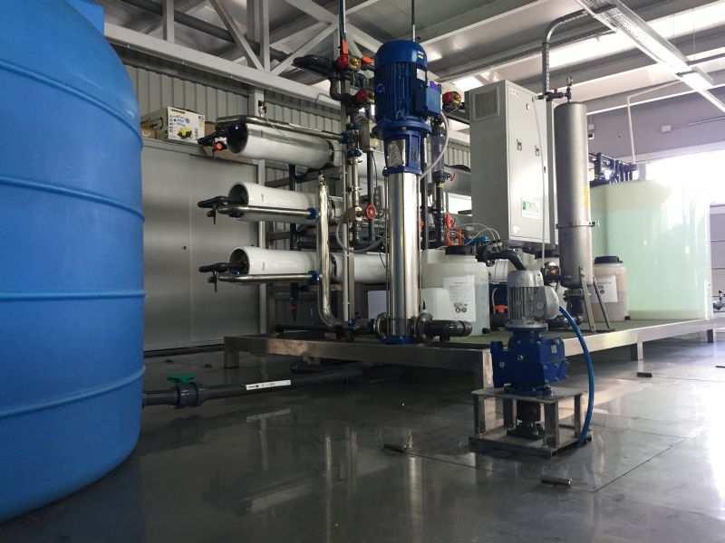 Reverse osmosis plant for