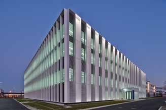 HUECK A RELIABLE PARTNER FROM THE BEGINNING TO THE END OF A PROJECT COMPANY German Air Navigation Services Munich HUECK conceives aluminium window, door and façade systems from the root.
