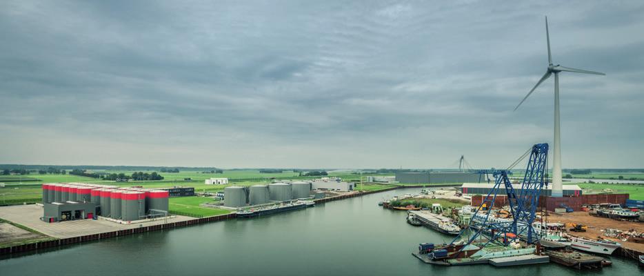 Zwolle LNG A focus on greener energy solutions for inland seaways and industries The Port of Zwolle is an inland port in the northeastern part of the Netherlands and is ideally located on the line
