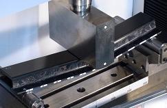 15 shows a 3-point- bending test for the hybrid CF/PP hollow beam.