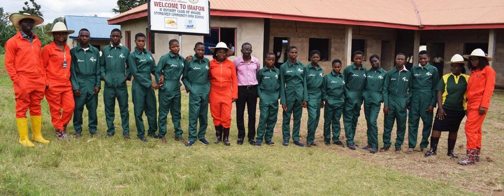 Students and Farm Instructors of the Farm to School program at Imafon College.