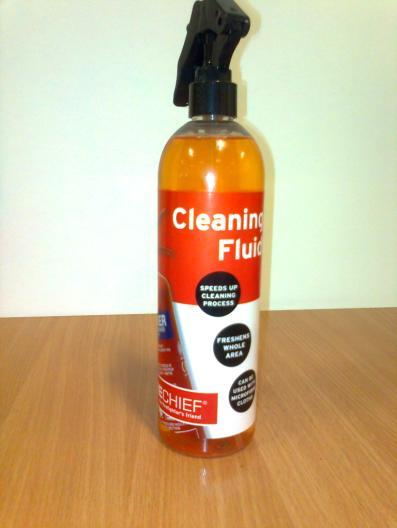 EXTINGUISHER CLEANING FLUID Product Code: 122-1000 Cleans dirt off the extinguisher giving polished look Freshens the whole area Can be used with any