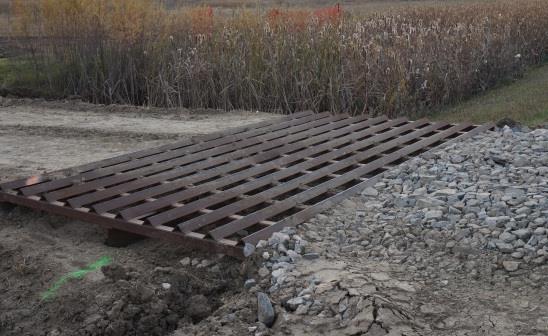 Track-out/Carry-out Primary Contracts and standards Remove deposition Secondary Install rails, pipes, or grate Install a gravel bed track-out apron Install and