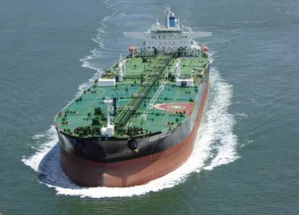 Contractual barriers Today about 70% of all bulk carriers and tankers are