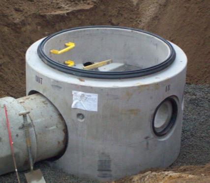 Pipe Jointing to Perfect Bases Perfect Manhole bases are supplied with inlet/outlet seals specifically for the inlet/s and outlet pipework being used.